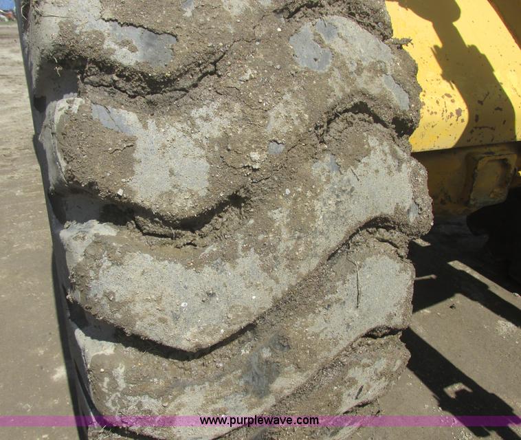 image for item I2705 1979 Hough-International H90E wheel loader