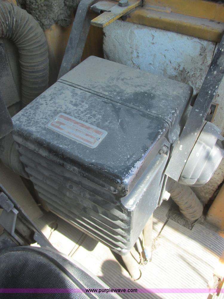 image for item I2705 1979 Hough-International H90E wheel loader