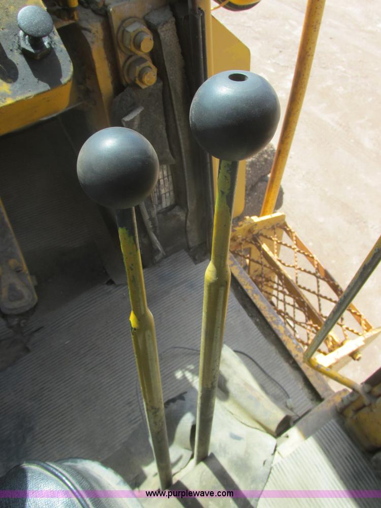 image for item I2705 1979 Hough-International H90E wheel loader