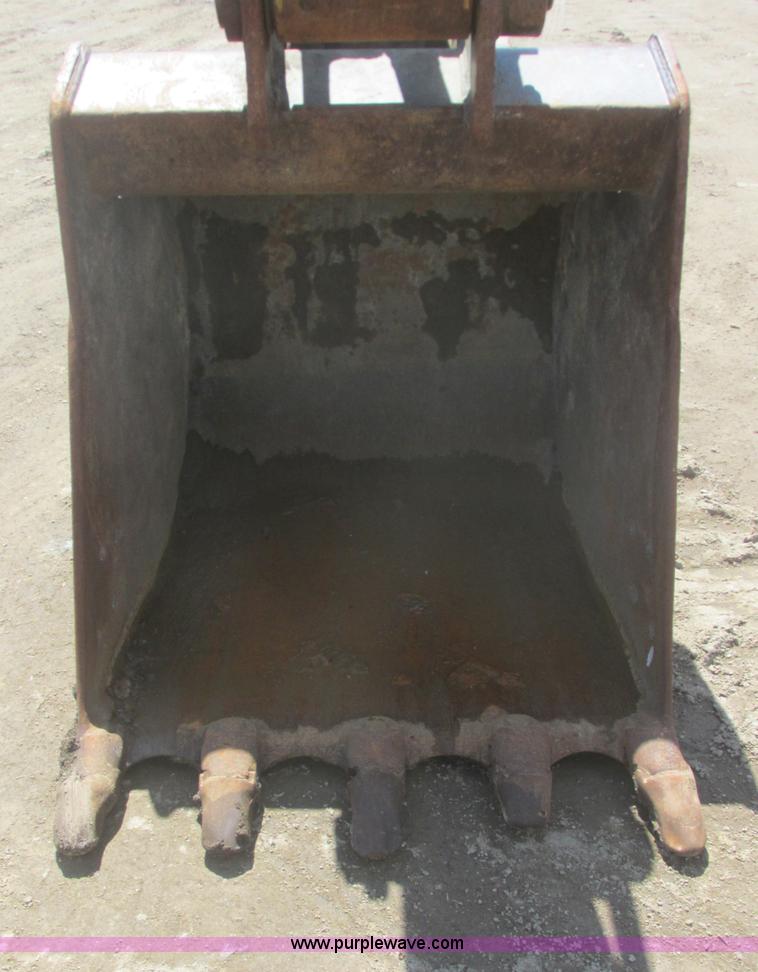 image for item I2706 1994 Komatsu PC200LC-6L excavator