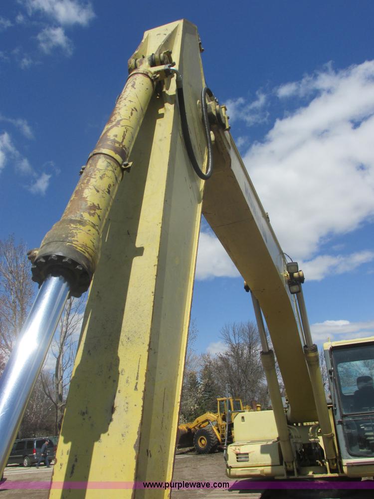 image for item I2706 1994 Komatsu PC200LC-6L excavator