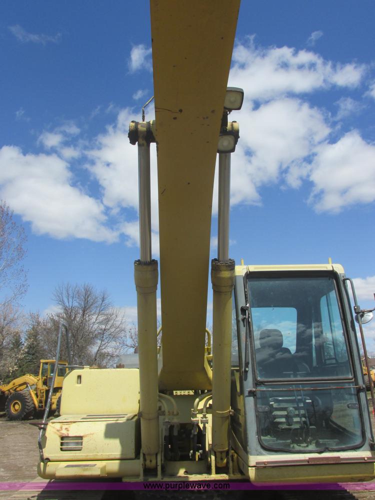 image for item I2706 1994 Komatsu PC200LC-6L excavator