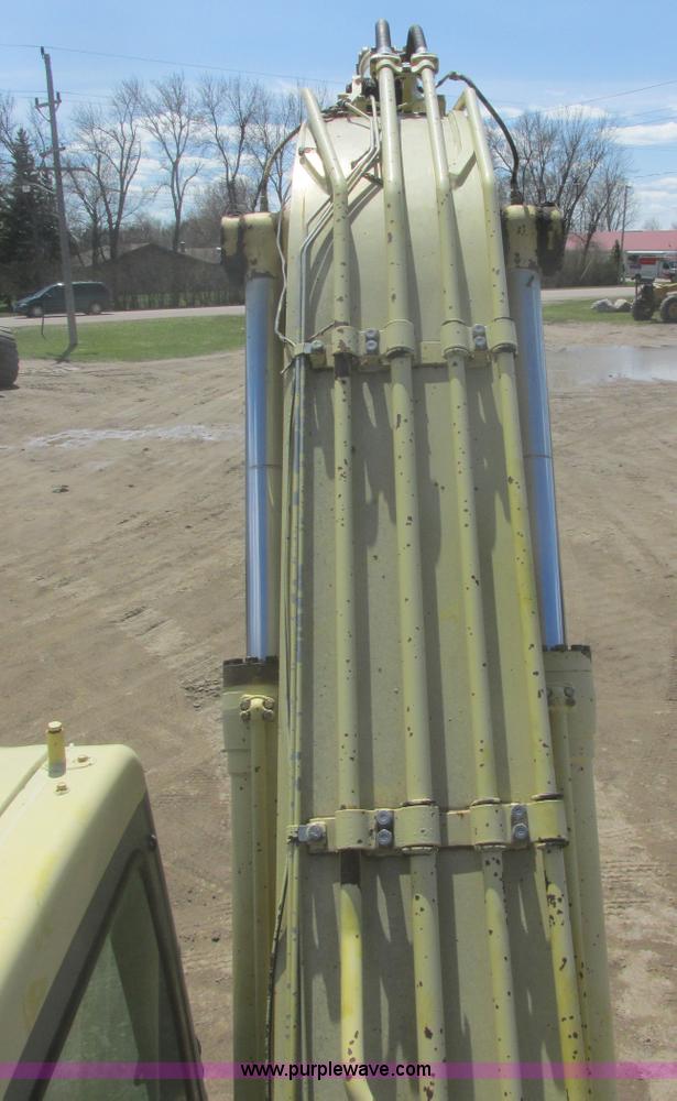 image for item I2706 1994 Komatsu PC200LC-6L excavator