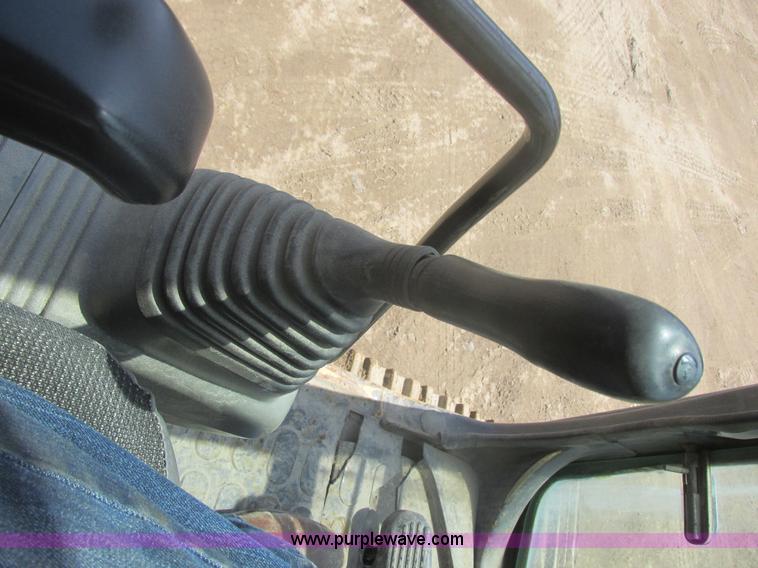 image for item I2706 1994 Komatsu PC200LC-6L excavator