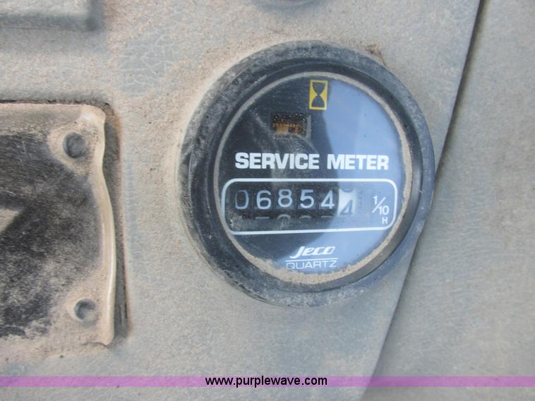 image for item I2706 1994 Komatsu PC200LC-6L excavator