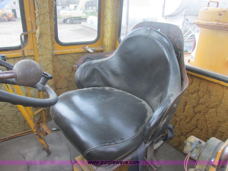 image for item I2708 1979 Hough-International H90 wheel loader