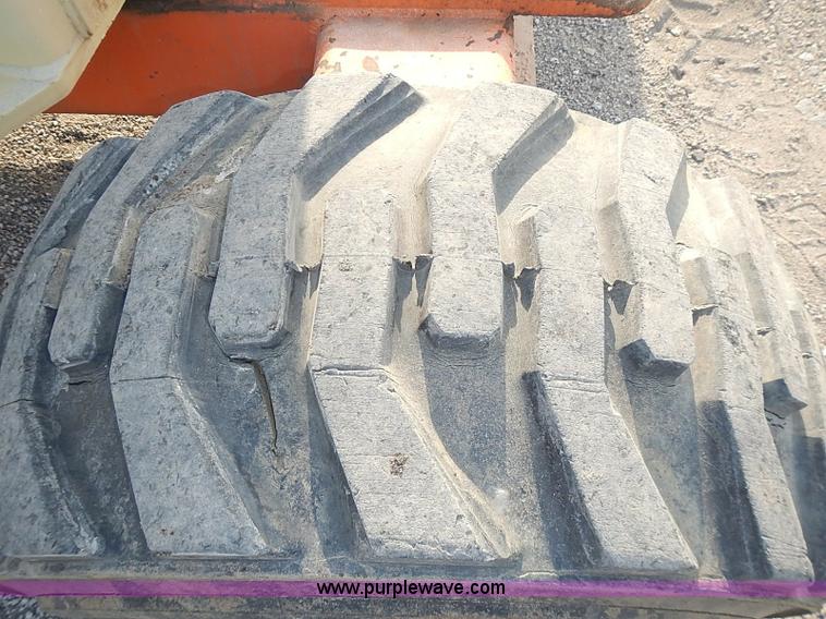 image for item I3618 1990 JLG 60HA boom lift