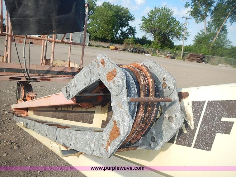 image for item I3618 1990 JLG 60HA boom lift