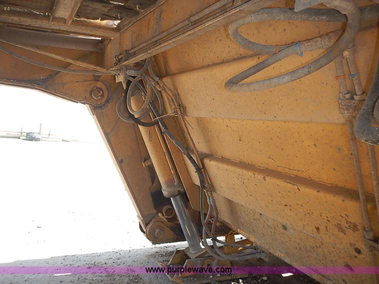 image for item I3620 1986 Load King 403/4DFP lowboy trailer