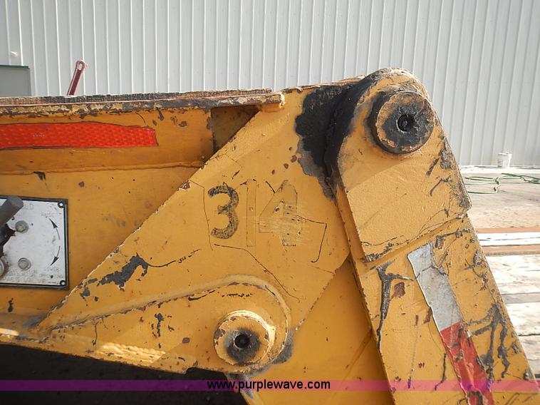 image for item I3620 1986 Load King 403/4DFP lowboy trailer