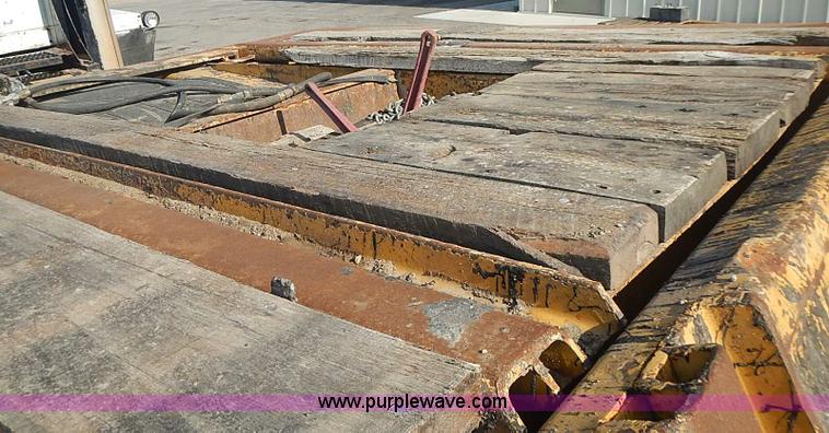 image for item I3620 1986 Load King 403/4DFP lowboy trailer