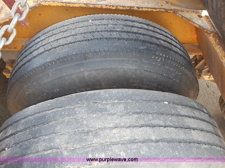 image for item I3620 1986 Load King 403/4DFP lowboy trailer