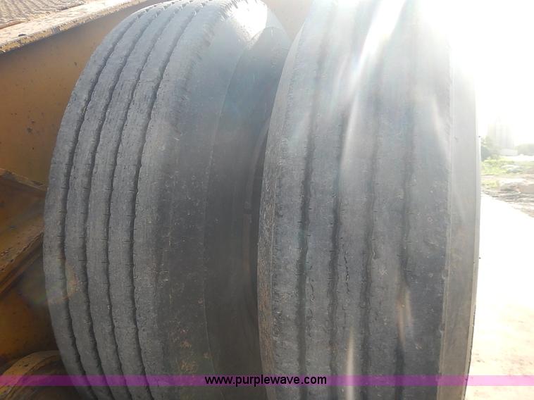 image for item I3620 1986 Load King 403/4DFP lowboy trailer