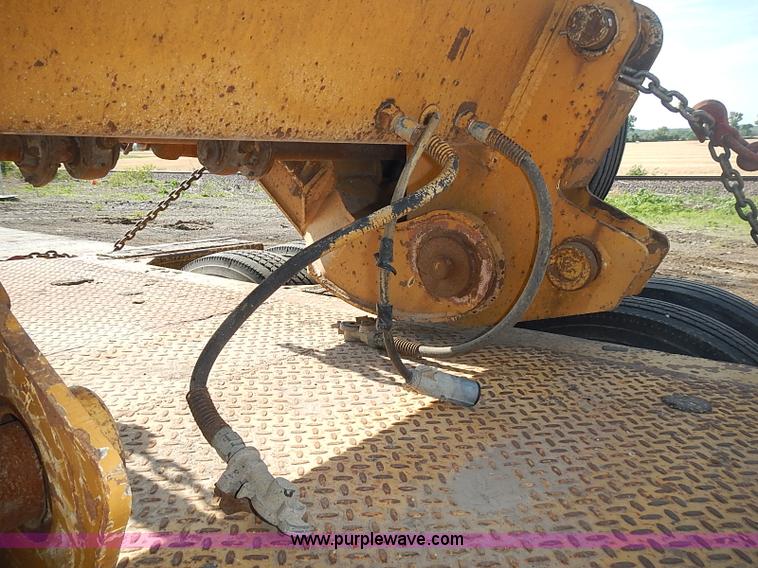 image for item I3620 1986 Load King 403/4DFP lowboy trailer
