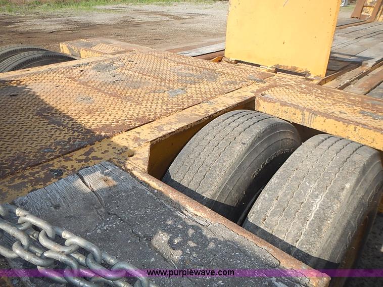 image for item I3620 1986 Load King 403/4DFP lowboy trailer