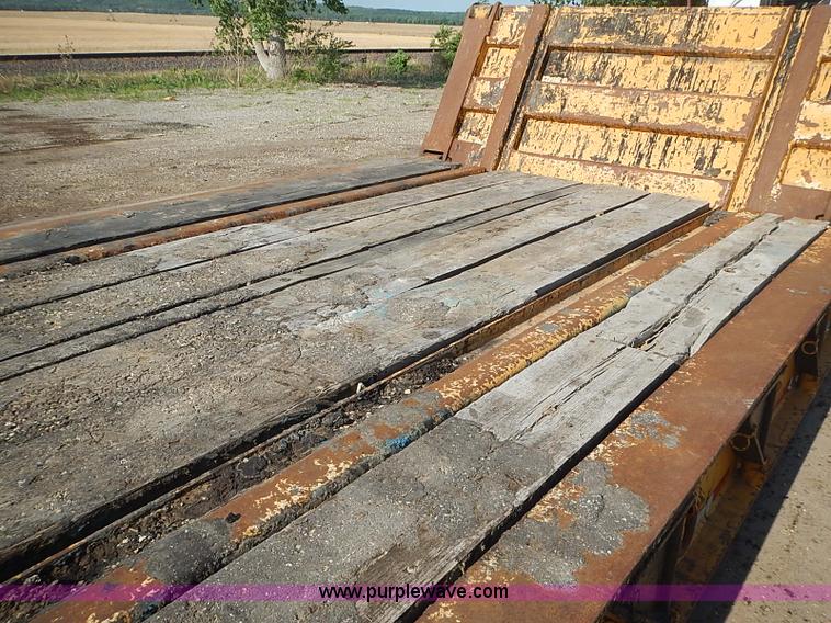 image for item I3620 1986 Load King 403/4DFP lowboy trailer