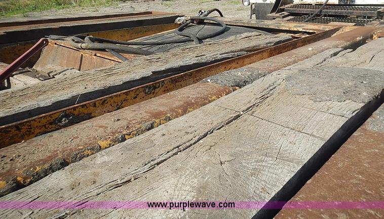 image for item I3620 1986 Load King 403/4DFP lowboy trailer