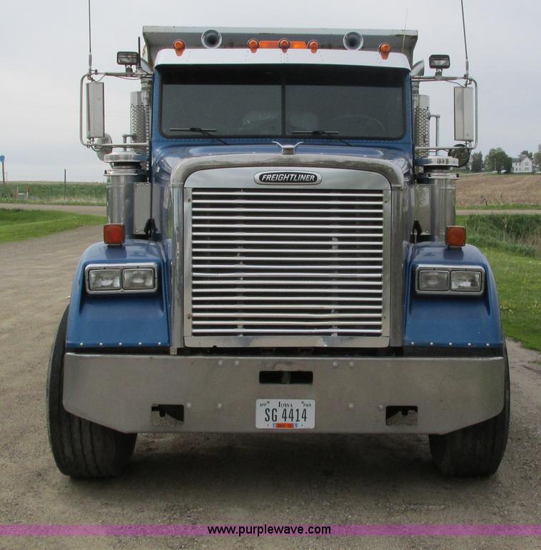 image for item I4175 1998 Freightliner FLD dump truck