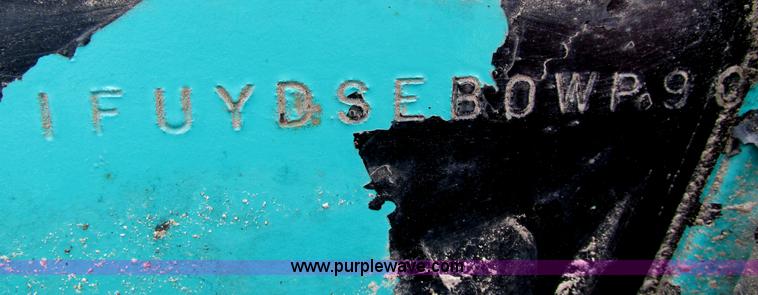 image for item I4175 1998 Freightliner FLD dump truck