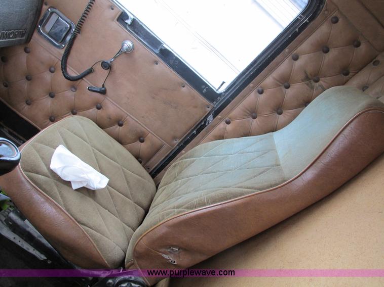 image for item I4180 1984 Kenworth W900 dump truck