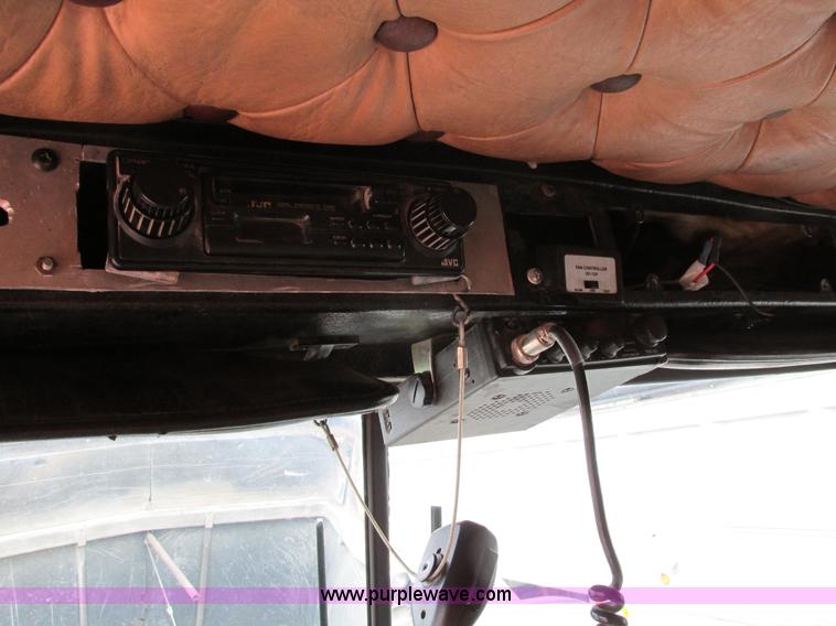 image for item I4180 1984 Kenworth W900 dump truck