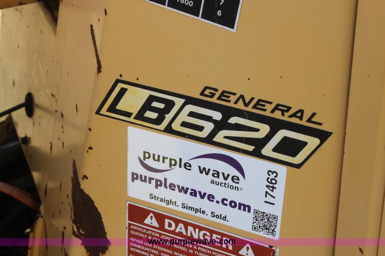 image for item I7463 1985 New Holland LB-620 articulated backhoe