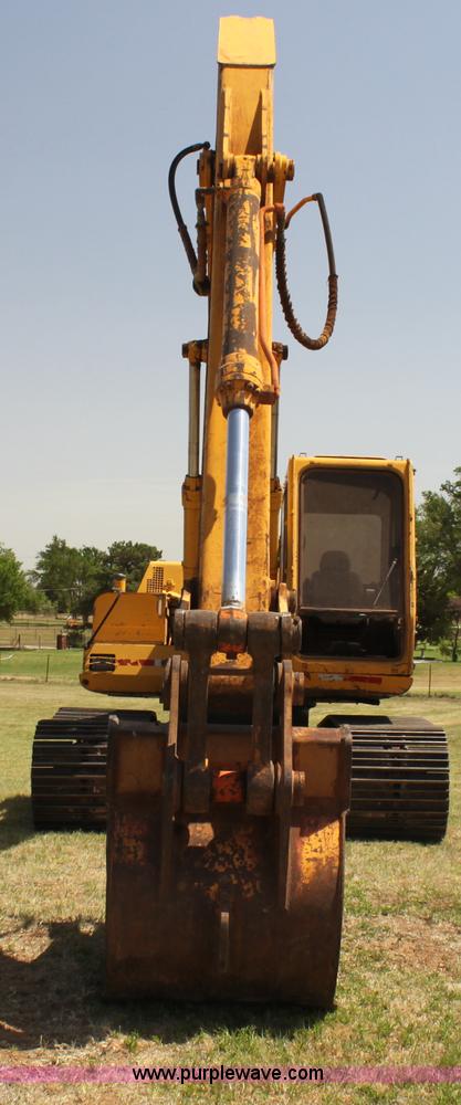 image for item I7466 1995 John Deere 590D excavator