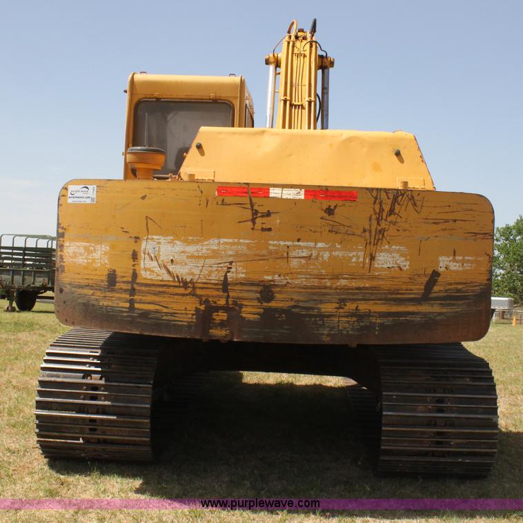 image for item I7466 1995 John Deere 590D excavator