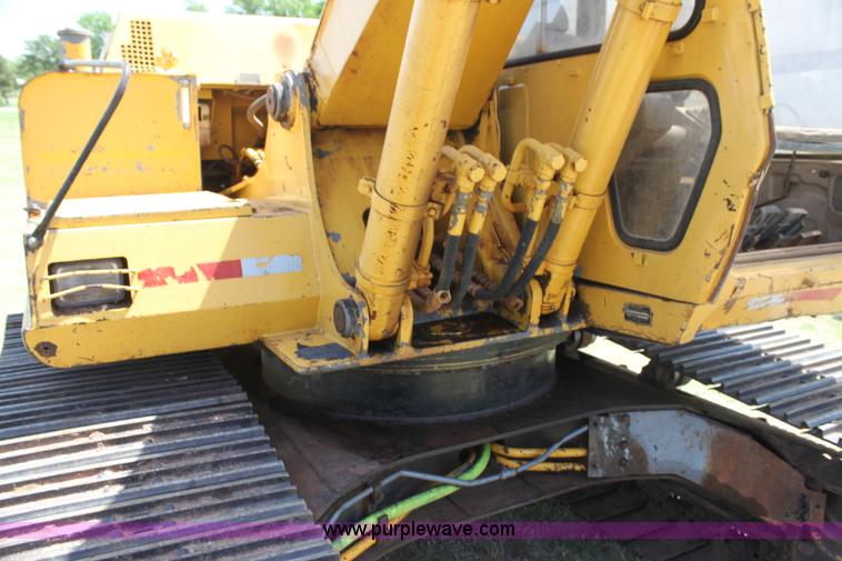 image for item I7466 1995 John Deere 590D excavator