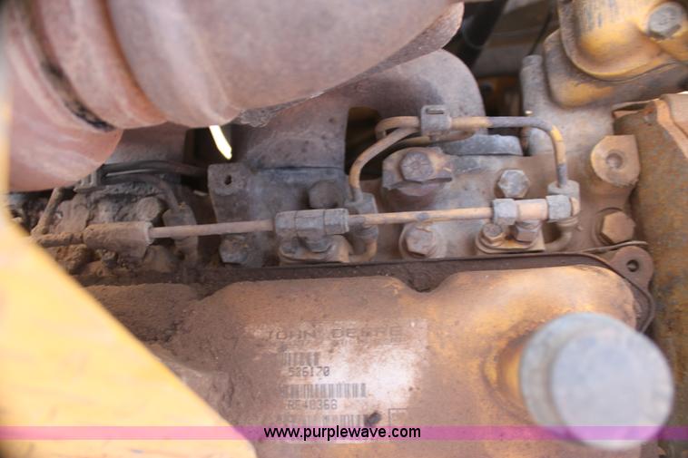 image for item I7466 1995 John Deere 590D excavator