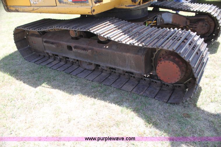 image for item I7466 1995 John Deere 590D excavator