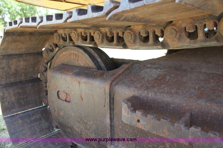 image for item I7466 1995 John Deere 590D excavator