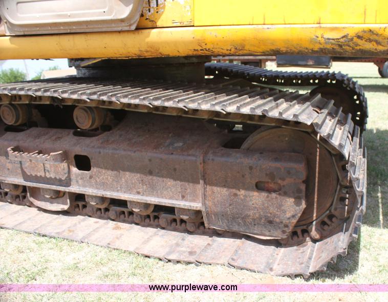 image for item I7466 1995 John Deere 590D excavator