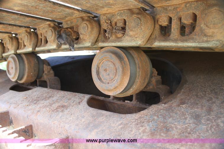 image for item I7466 1995 John Deere 590D excavator