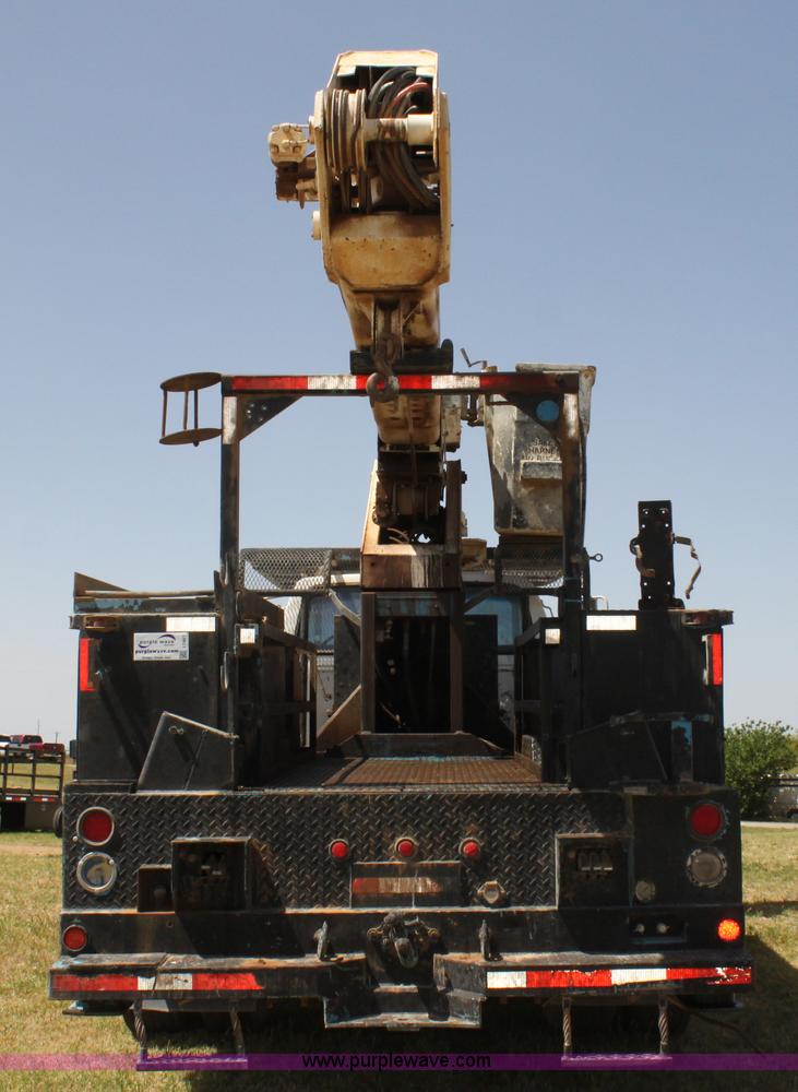 image for item I7467 1992 Ford F800 bucket truck