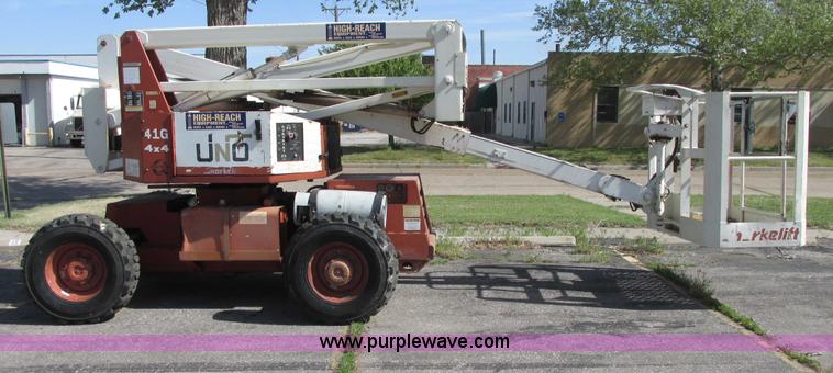 image for item I9686 1998 Snorkel UN0-41F0 boom lift