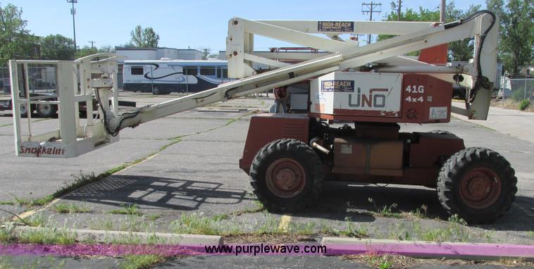 image for item I9686 1998 Snorkel UN0-41F0 boom lift