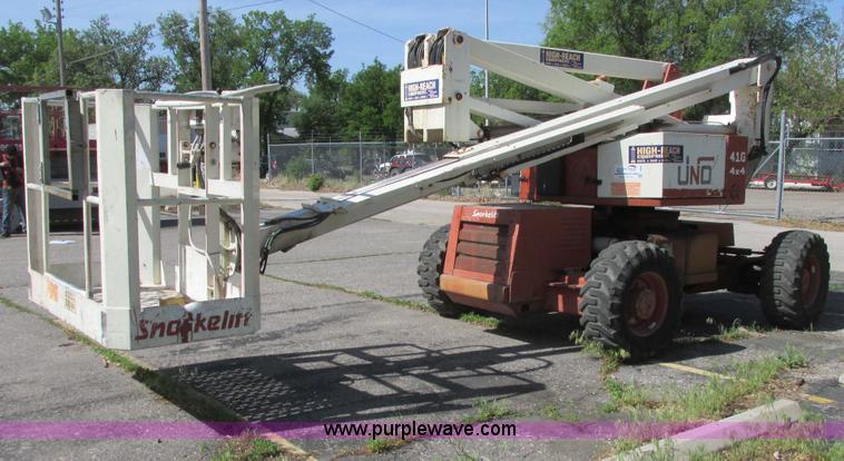 image for item I9686 1998 Snorkel UN0-41F0 boom lift