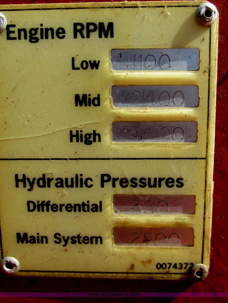 image for item I9686 1998 Snorkel UN0-41F0 boom lift