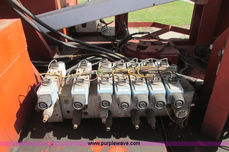 image for item I9686 1998 Snorkel UN0-41F0 boom lift