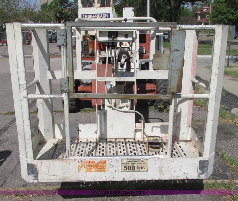 image for item I9686 1998 Snorkel UN0-41F0 boom lift