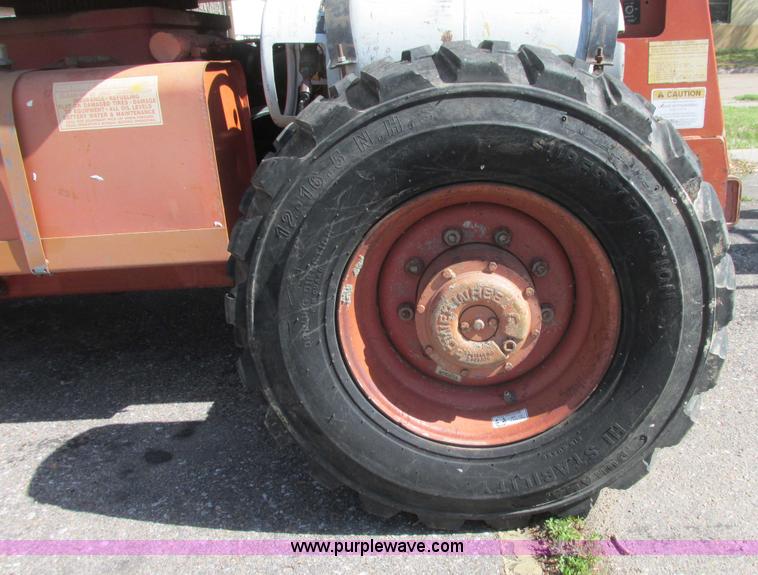 image for item I9686 1998 Snorkel UN0-41F0 boom lift