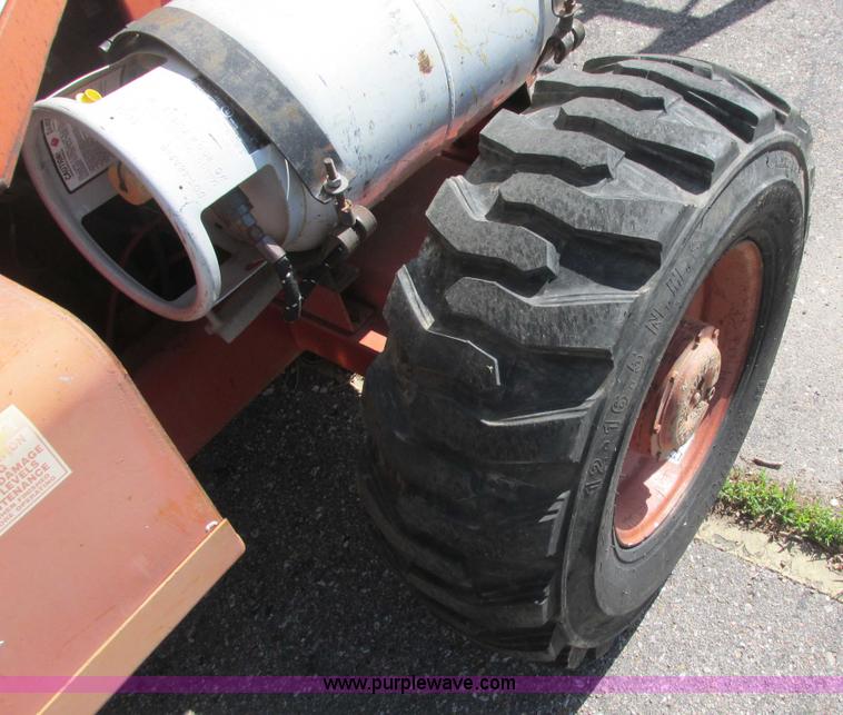 image for item I9686 1998 Snorkel UN0-41F0 boom lift