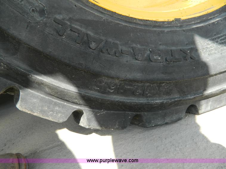 image for item D6104 2008 Caterpillar 226B skid steer