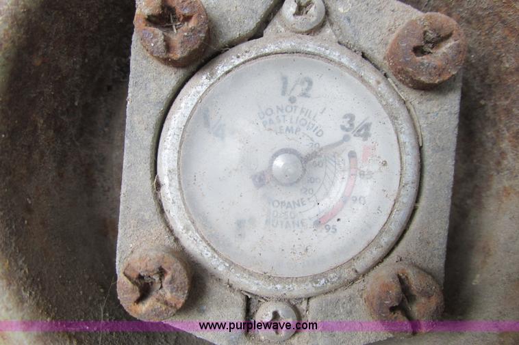 image for item G8497 1978 Winnebago Brave RV