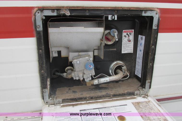 image for item G8497 1978 Winnebago Brave RV