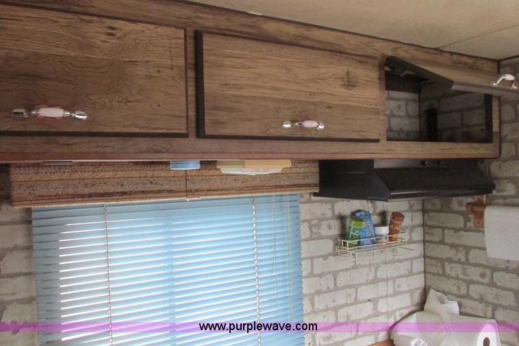 image for item G8497 1978 Winnebago Brave RV