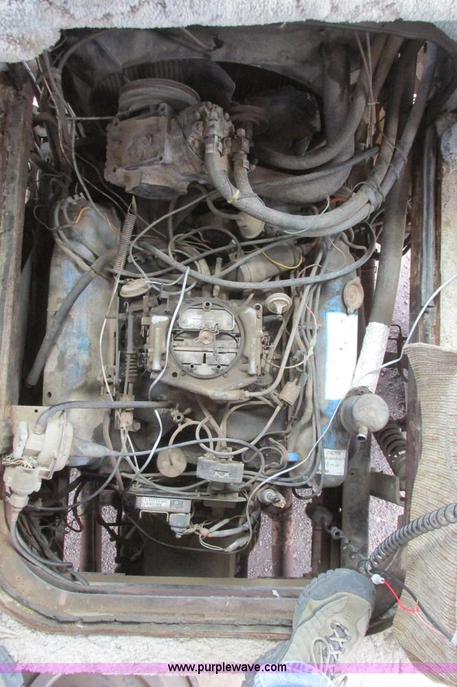 image for item G8497 1978 Winnebago Brave RV