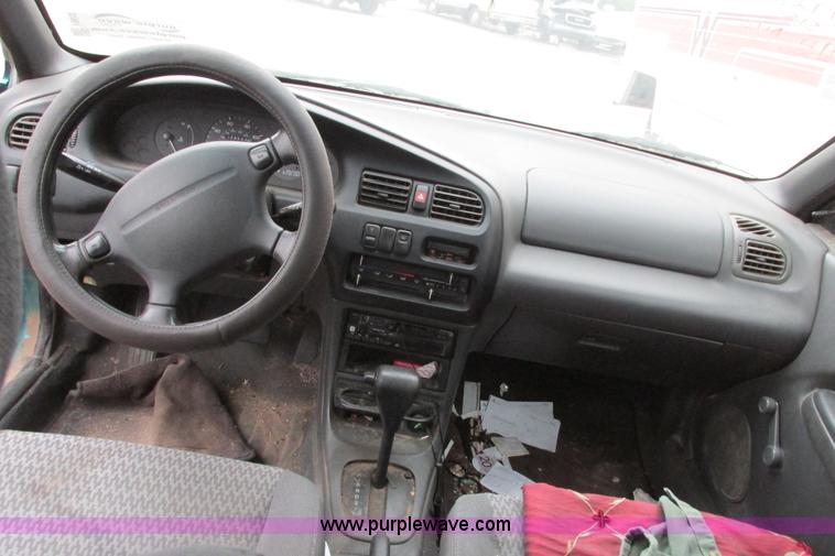 image for item I9612 1996 Mazda Protege DX