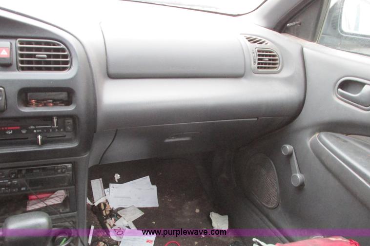 image for item I9612 1996 Mazda Protege DX